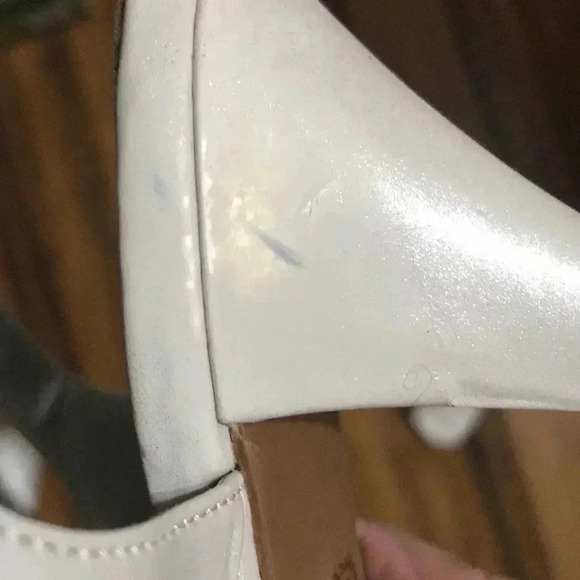 East 5th Gray Heels - Picture 5 of 7